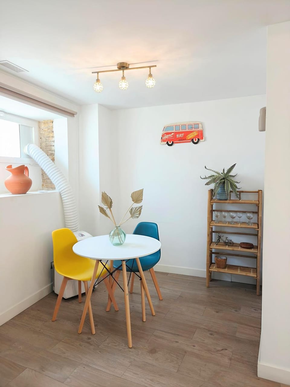 Dining area, air conditioner