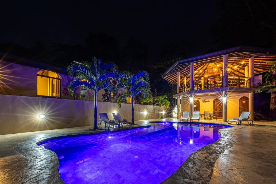 Property building, Balcony/Terrace, Pool view, Swimming pool
