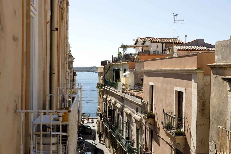 Property building, View (from property/room), Balcony/Terrace, Sea view