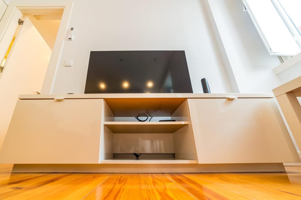 Communal lounge/ TV room, TV and multimedia