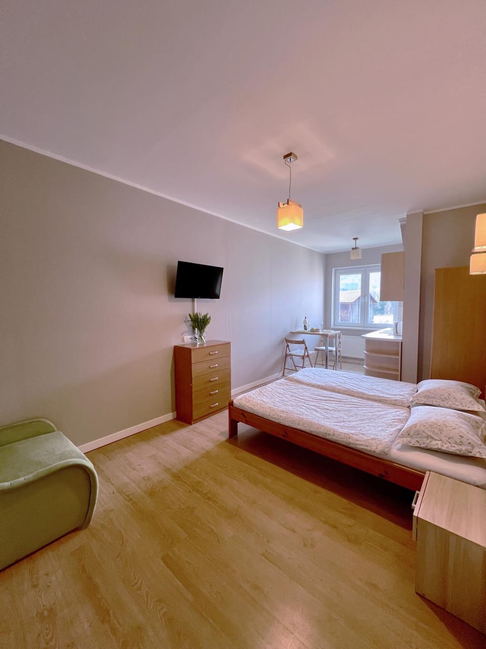 Photo of the whole room