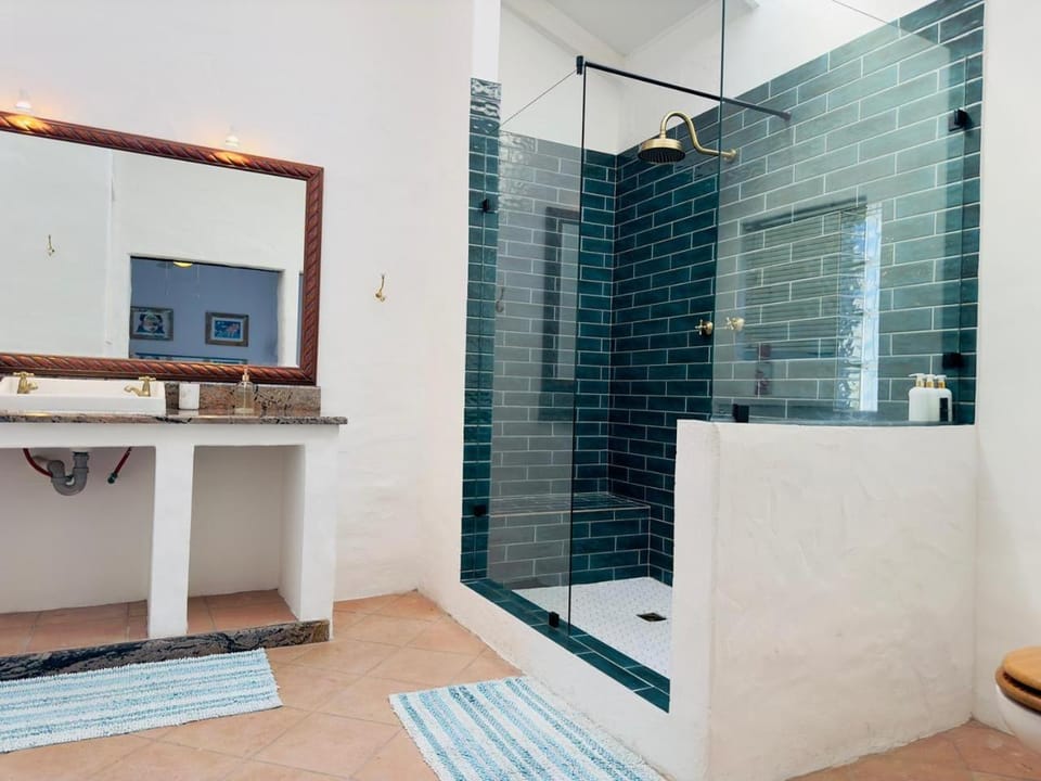 Alegre Beach House - Langebaan House in Western Cape