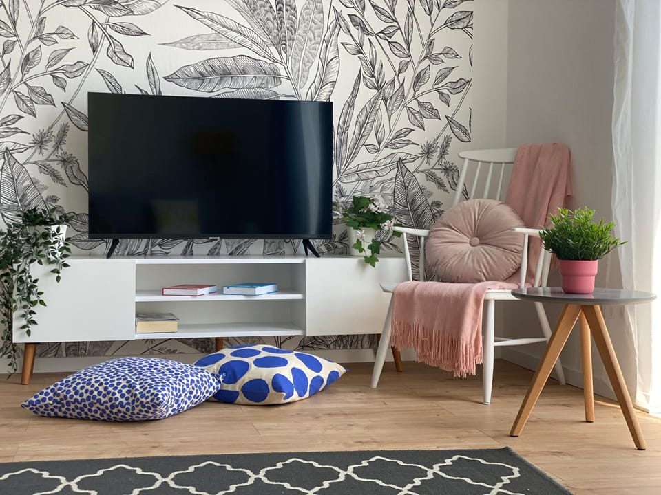 TV and multimedia, Living room, Seating area