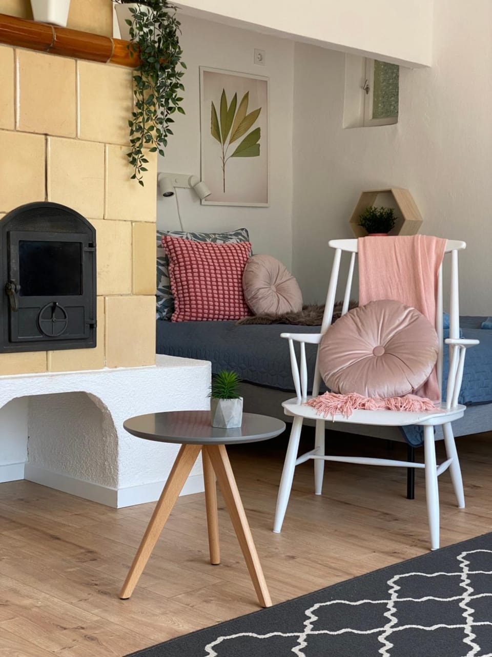 Living room, Seating area, flat iron