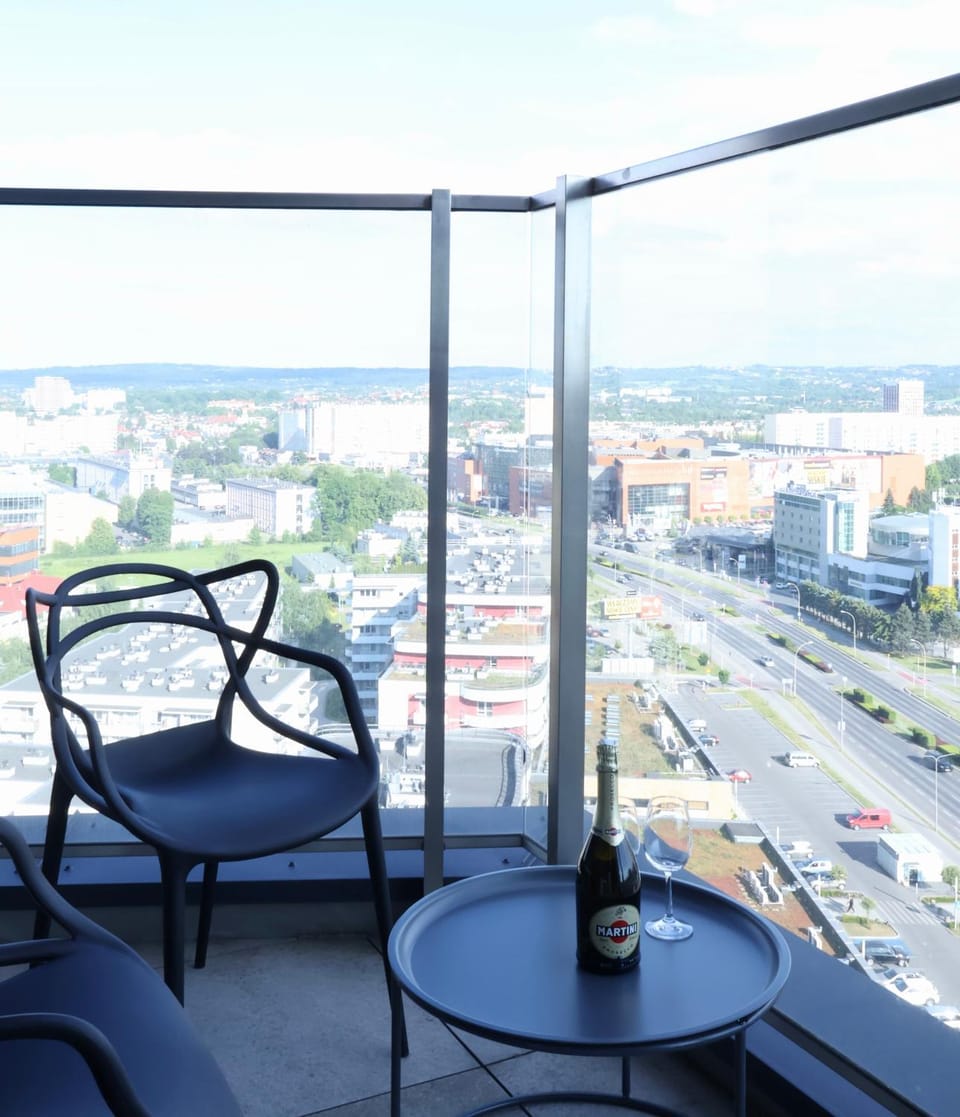 Balcony/Terrace, Balcony/Terrace