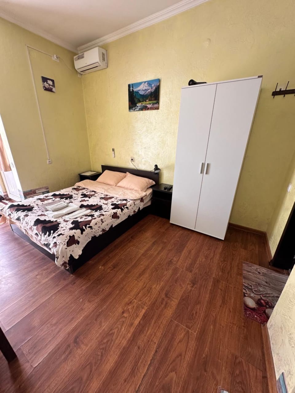 Bed, wardrobe
