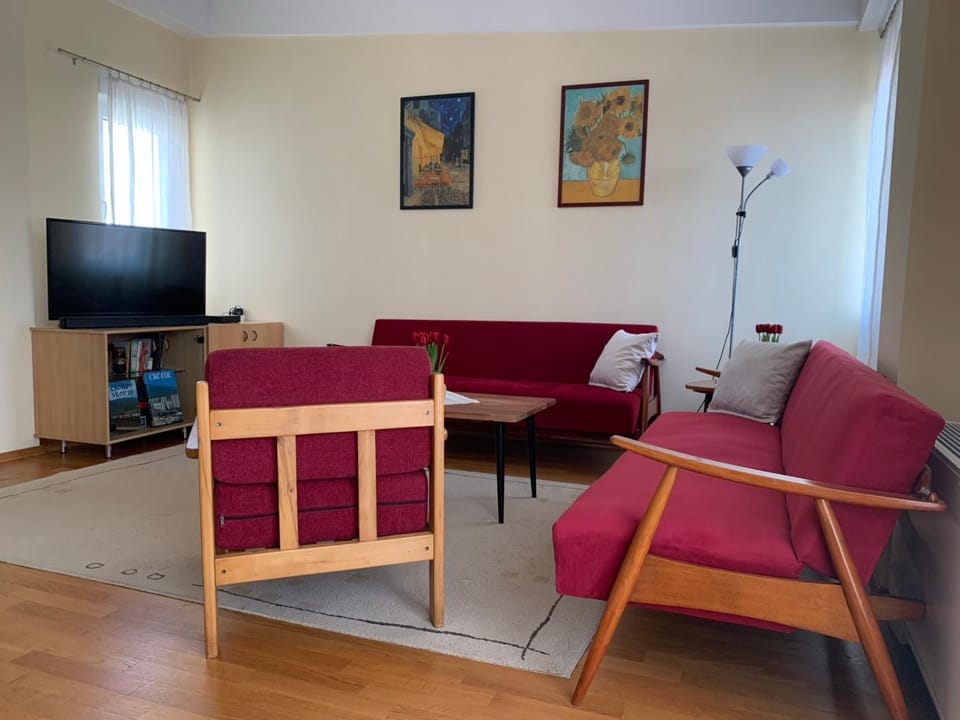 TV and multimedia, Living room