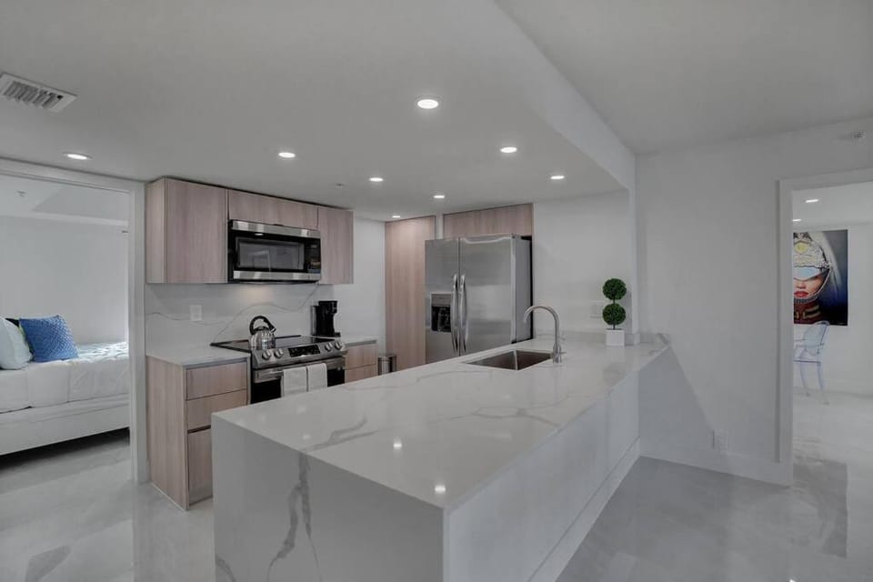 Coffee/tea facilities, Kitchen or kitchenette, Bedroom, dishwasher, minibar, pet friendly, stove, toaster