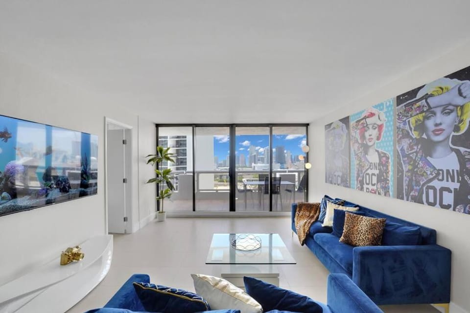 TV and multimedia, Balcony/Terrace, Living room