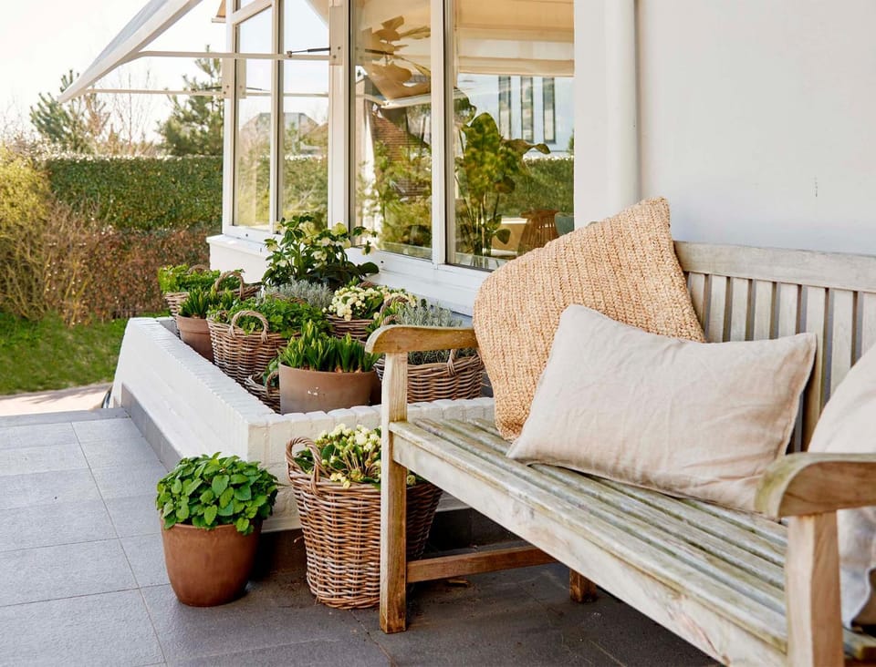 Facade/entrance, Garden, Lobby or reception, Decorative detail