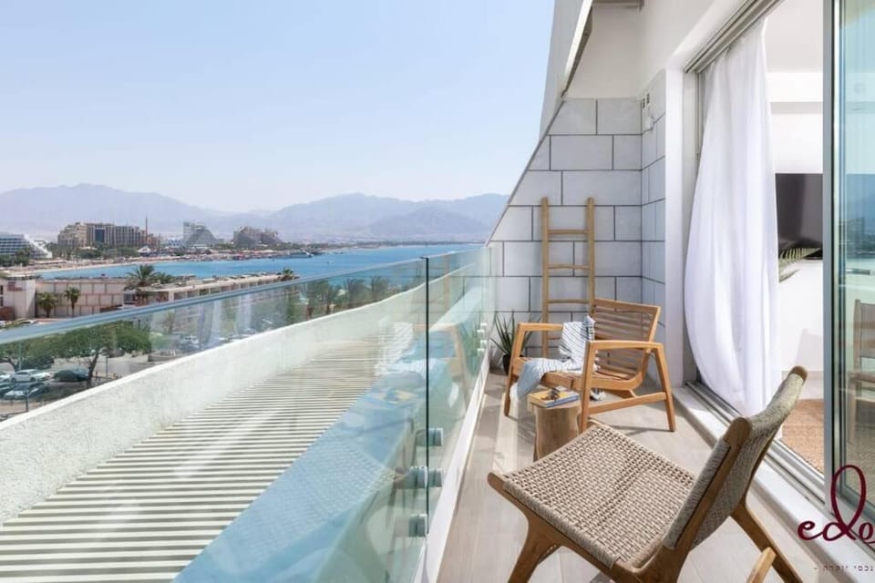 Natural landscape, View (from property/room), Balcony/Terrace, Mountain view, Sea view