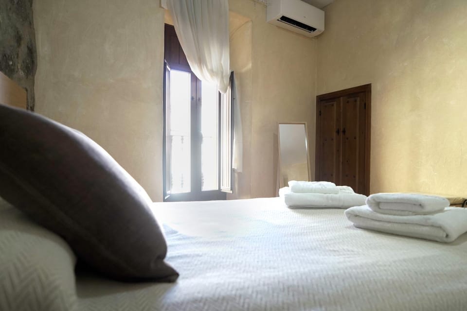 Bed, storage, air conditioner