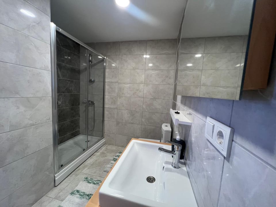 Shower, Bathroom, Bath