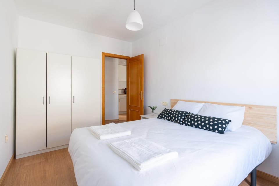 Bed, Photo of the whole room, Bedroom, towels, wardrobe