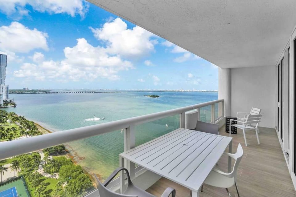 View (from property/room), Balcony/Terrace, Sea view