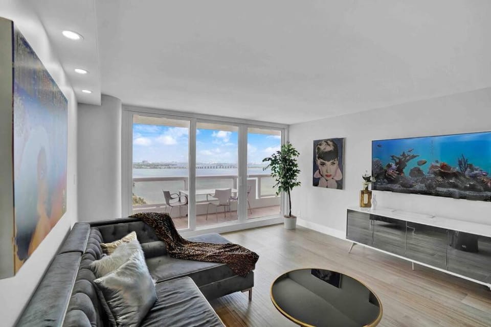 TV and multimedia, Balcony/Terrace, Living room