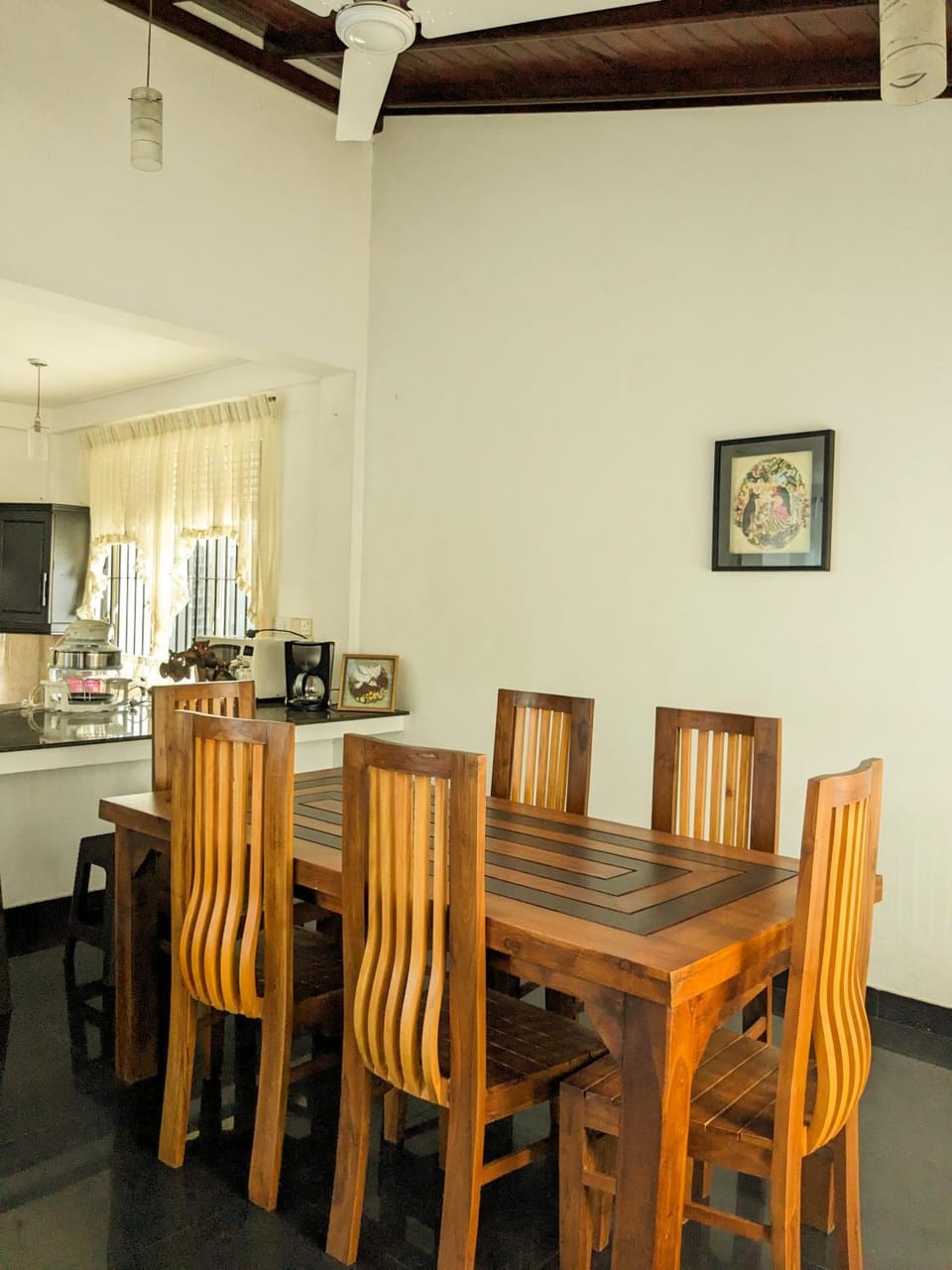 Kitchen or kitchenette, Dining area, minibar, pet friendly, toaster