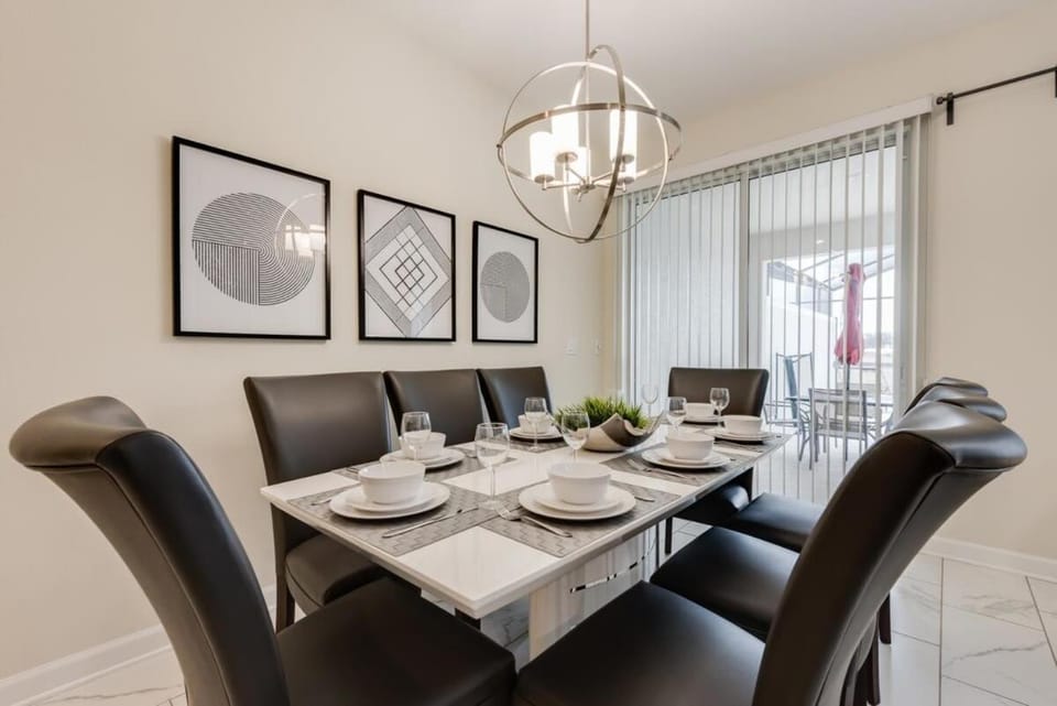 Cozy Home Prime Disney Parks Location House in Kissimmee