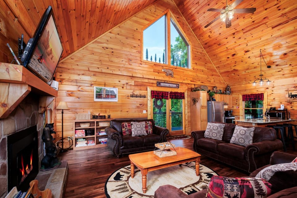 Bear Necessities House in Sevierville