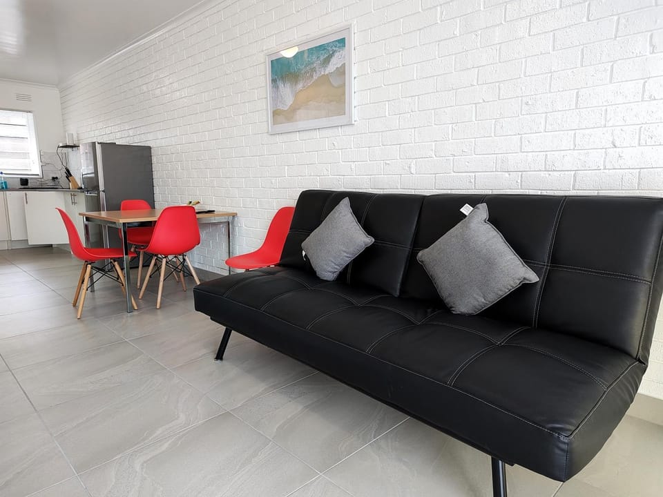 PROMO! Near Train Station, FREE WIFI! Chalet in Melbourne