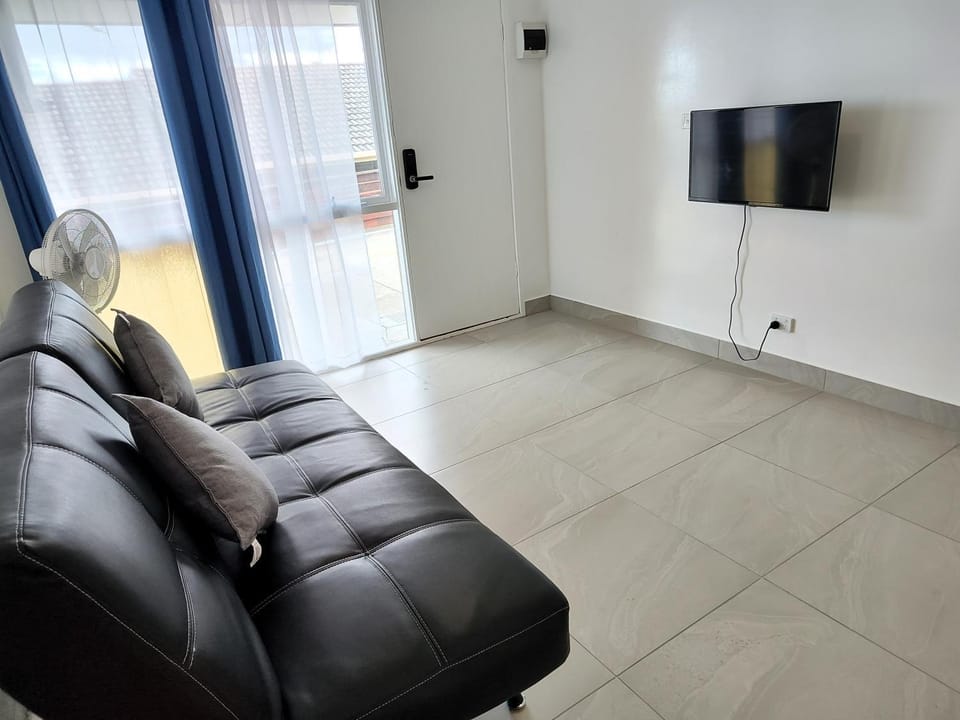 PROMO! Near Train Station, FREE WIFI! Chalet in Melbourne