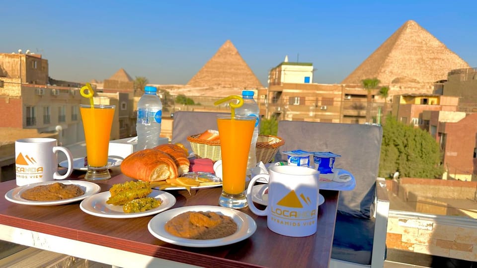 Day, Food and drinks, Food, Breakfast, Continental breakfast, Lunch, Dinner, Drinks
