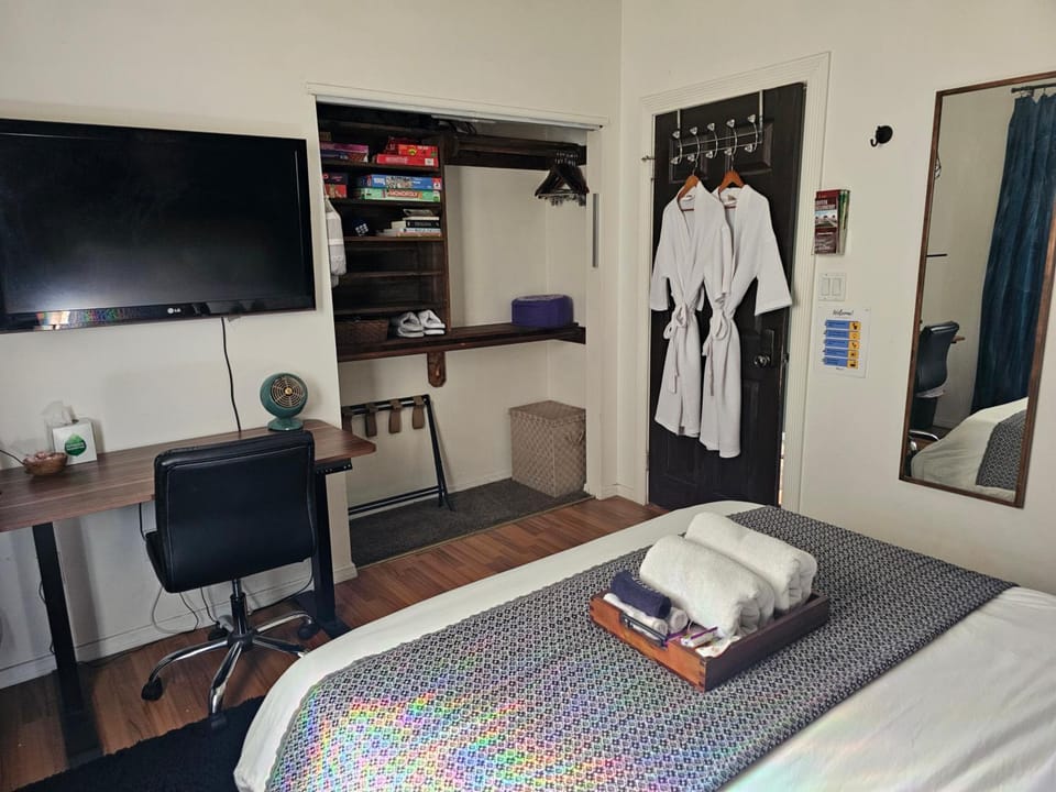 Tranquility at the House of Alchemy Hollywood Vacation rental in Hollywood