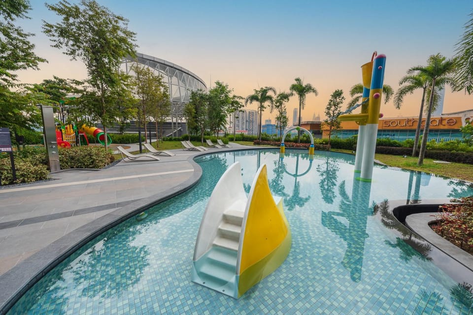Day, Natural landscape, Aqua park, Pool view, Swimming pool