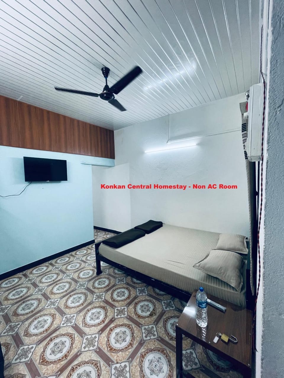 Bed, TV and multimedia