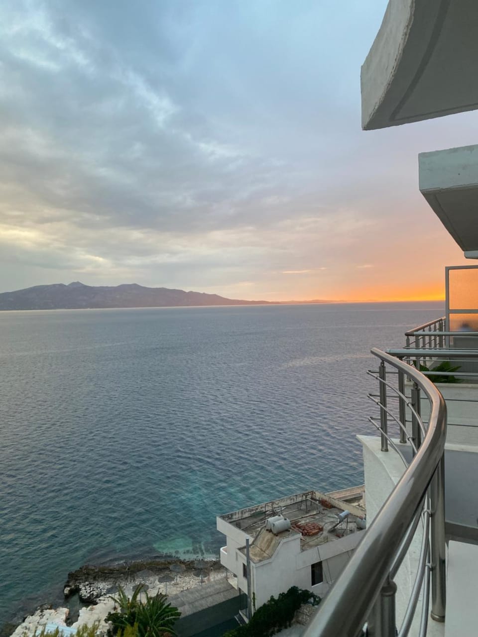 Balcony/Terrace, Beach, Sea view, Sunset