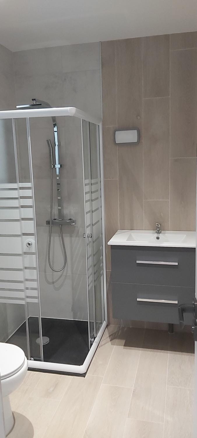 Shower, Bathroom