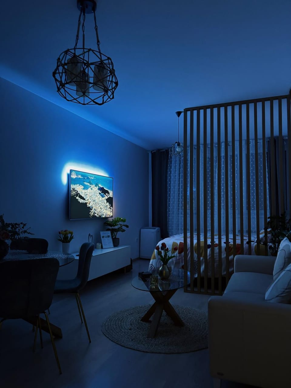 TV and multimedia, Living room, Seating area