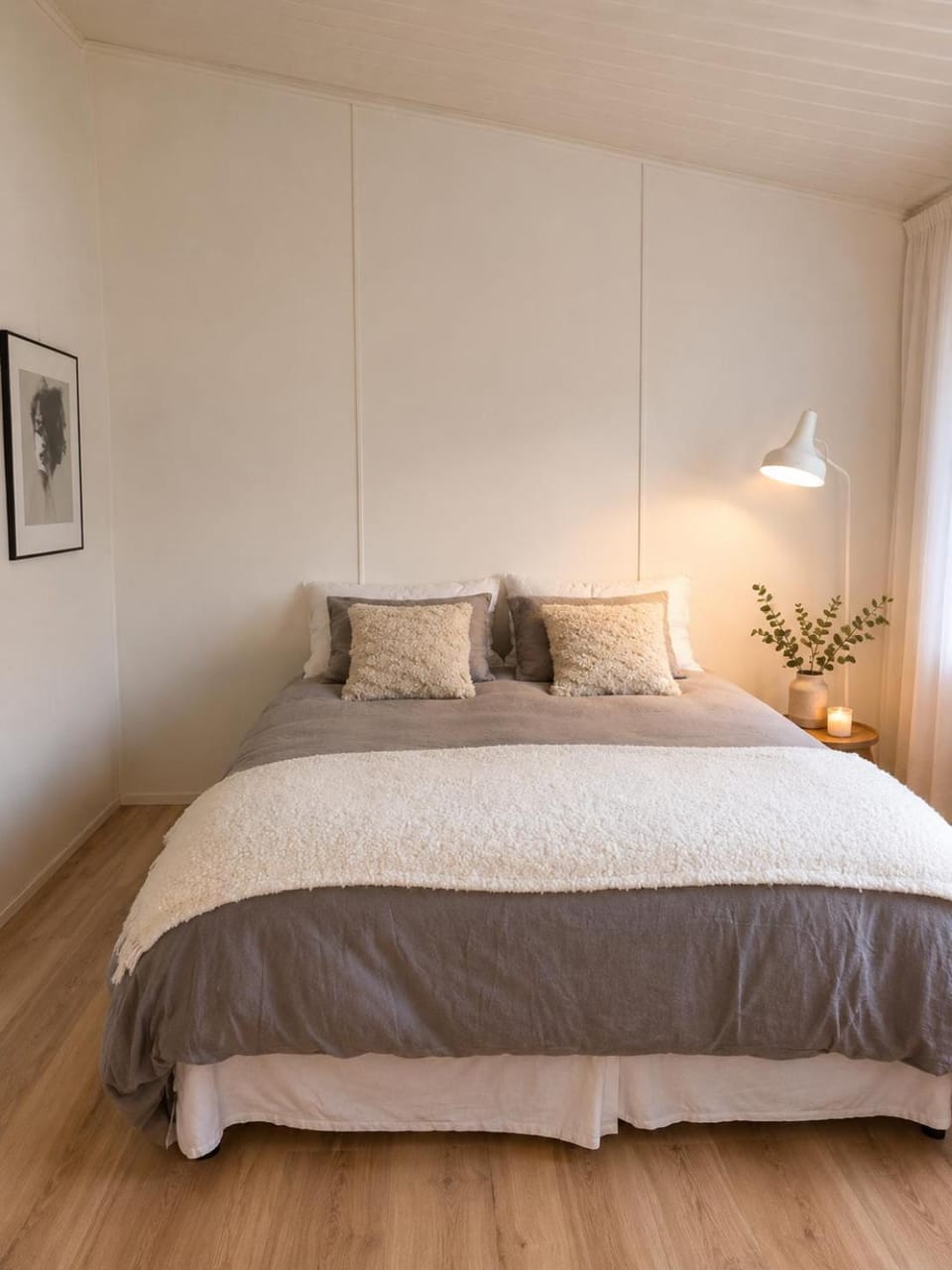 Bed, Bedroom