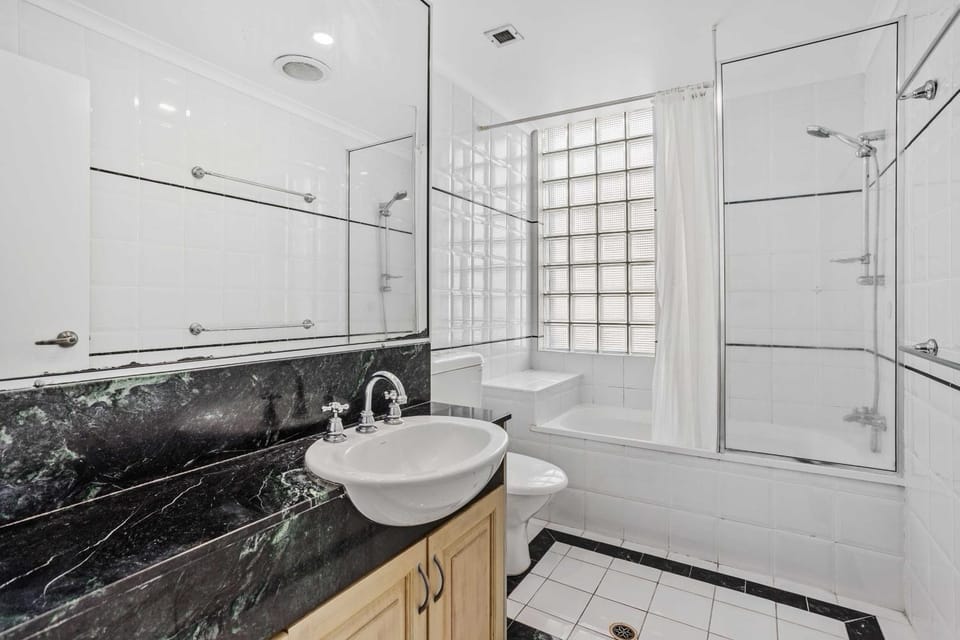 Beachside on Brakes Apartment in Gold Coast