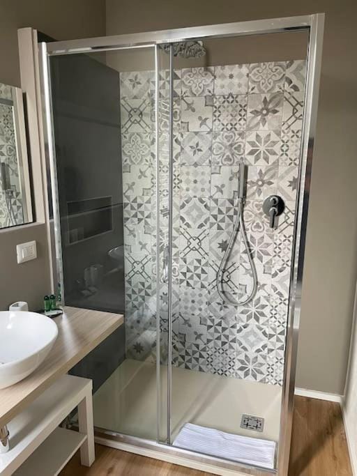 Cucchiari Suite 8B Apartment in Modena