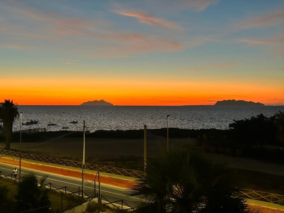 View (from property/room), View (from property/room), Sea view, Sea view, Sunset