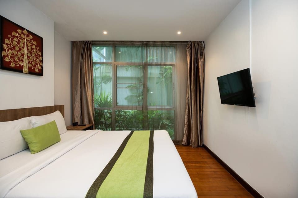 Communal lounge/ TV room, Bed, TV and multimedia, Photo of the whole room, Evening entertainment, Bedroom