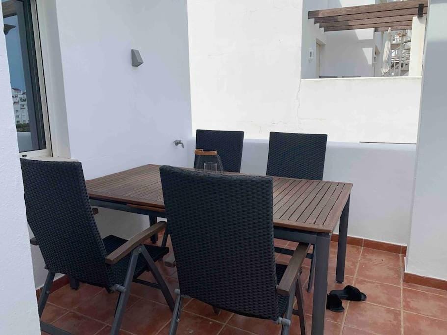 Balcony/Terrace, Dining area