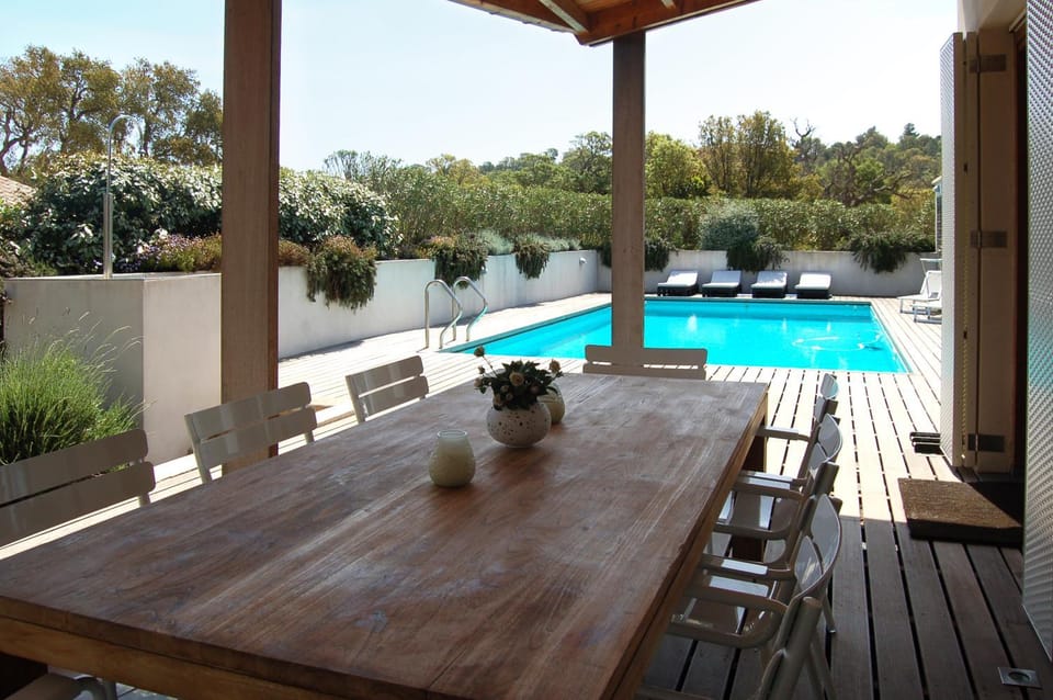Garden, Seating area