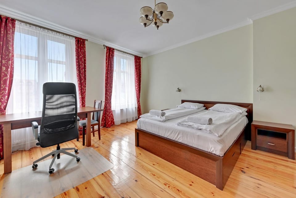Bed, Photo of the whole room, Bedroom, hair dresser