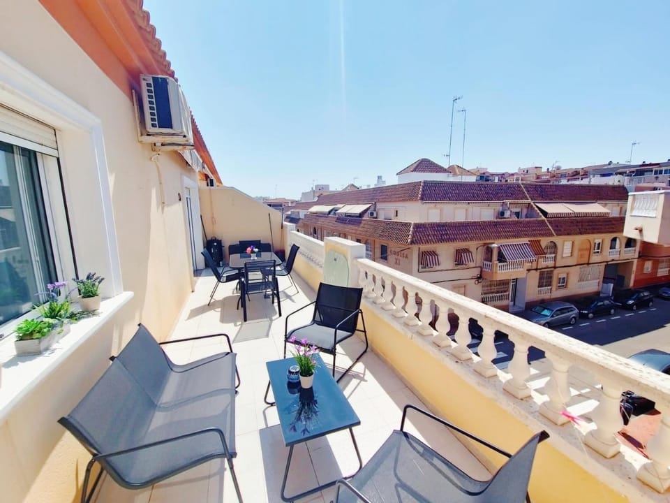 View (from property/room), Balcony/Terrace, Seating area