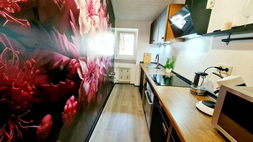 Coffee/tea facilities, Kitchen or kitchenette, dishwasher, minibar, oven, pet friendly, stove, toaster