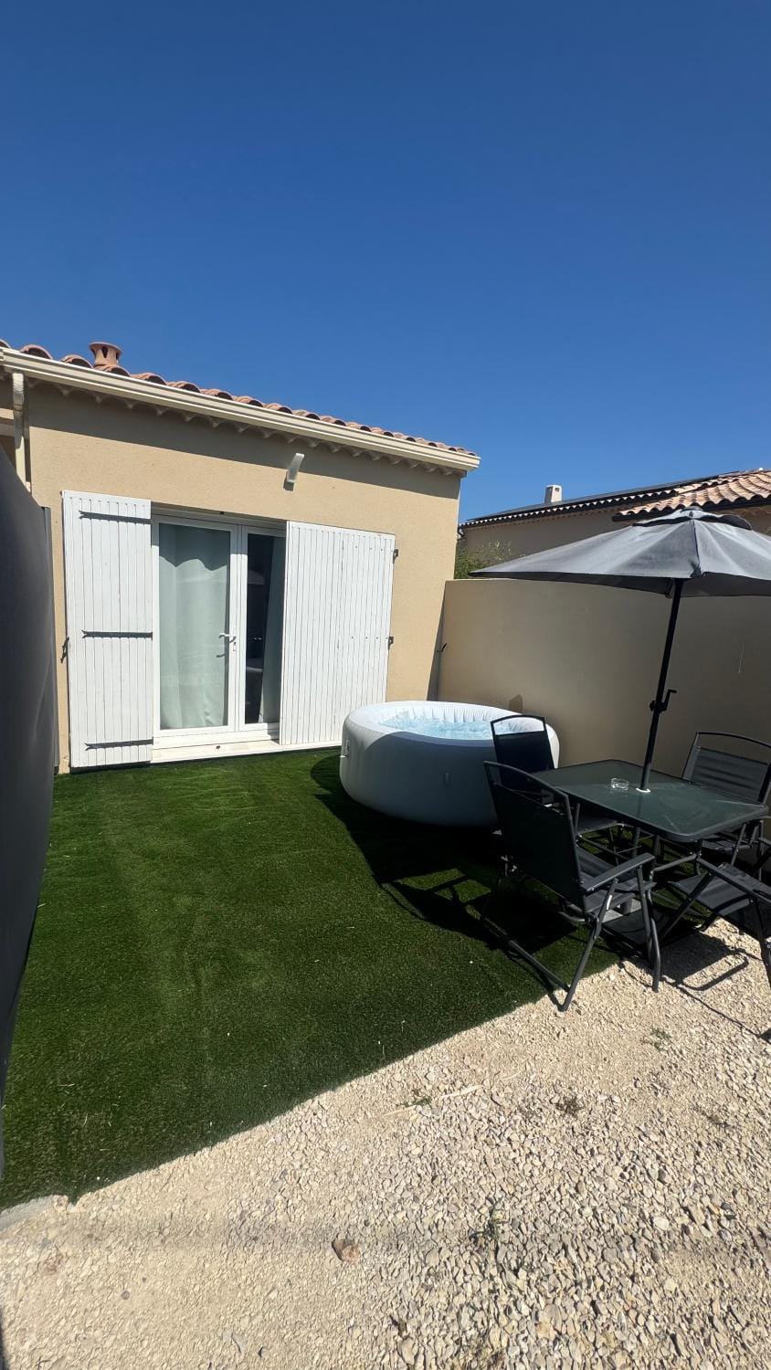 Cosy House House in Carpentras