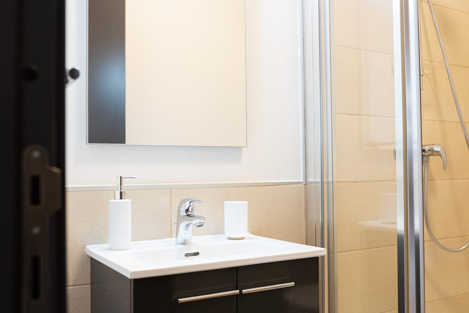 Private Room with Ensuite - Three Cities House Vacation rental in Malta