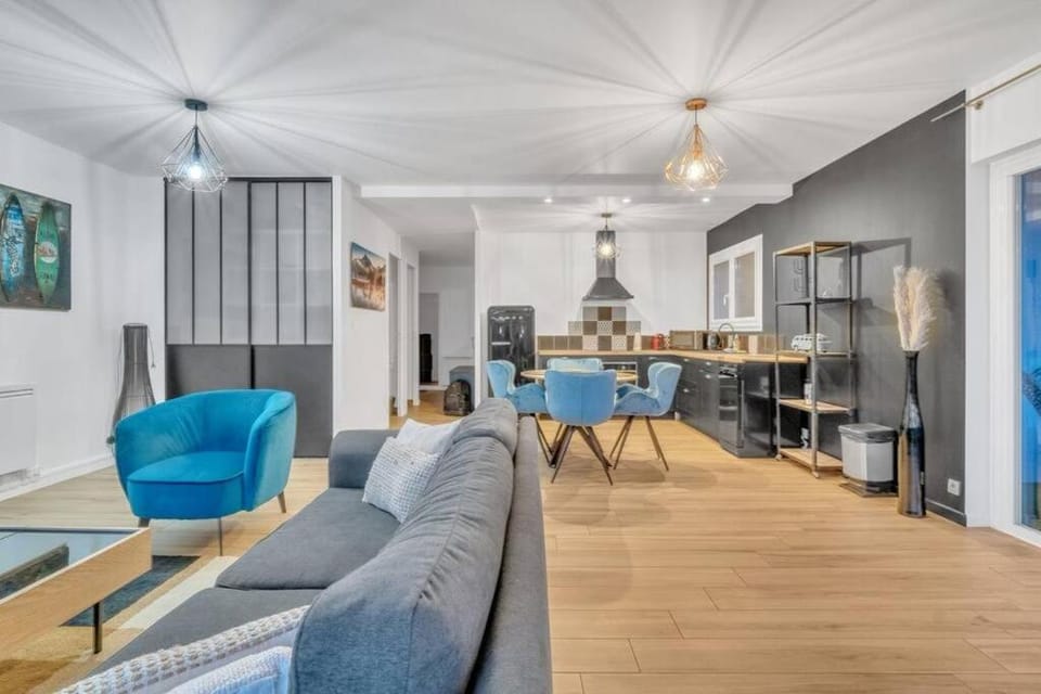 Les Pieds dans l'Eau Apartment in Tresserve