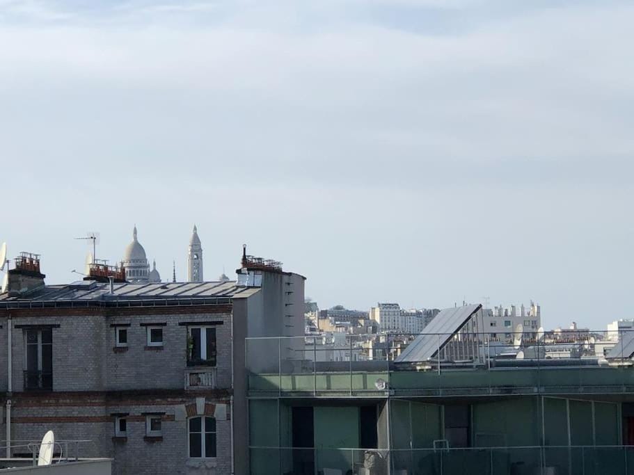 Appartement duplex refait à neuf calme et lumineux Apartment in Paris