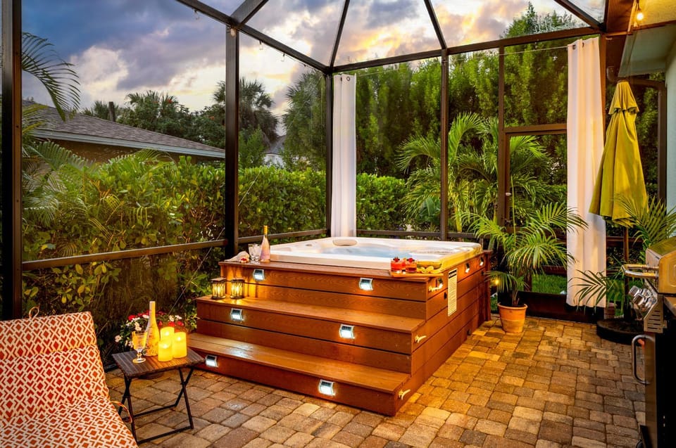 Garden, Hot Tub, Balcony/Terrace, Garden view