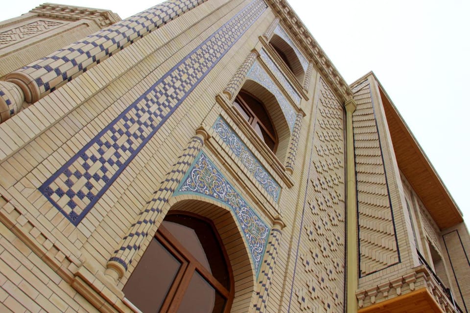 Facade/entrance, Day