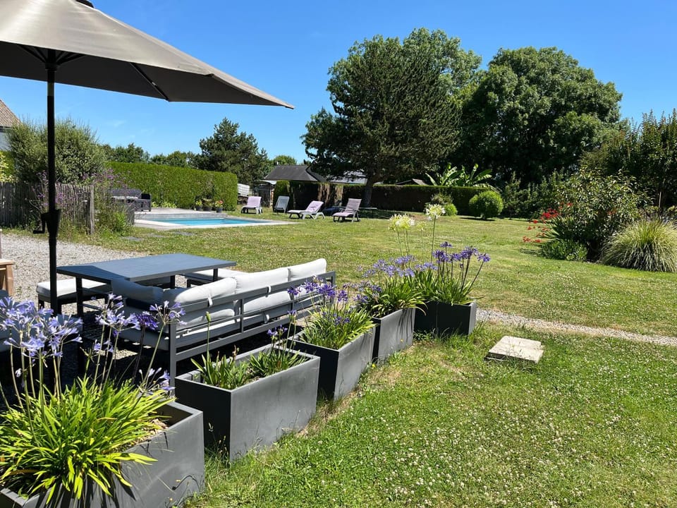 Garden, Garden, Swimming pool