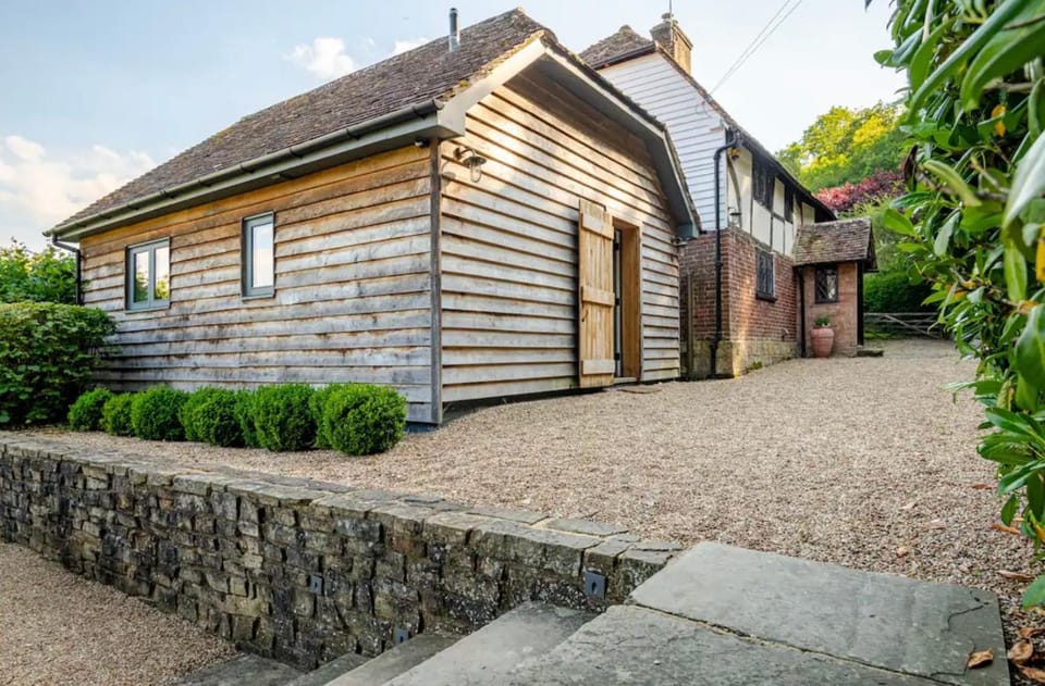 The Annex is in the beautiful Ashdown Forest House in Wealden District